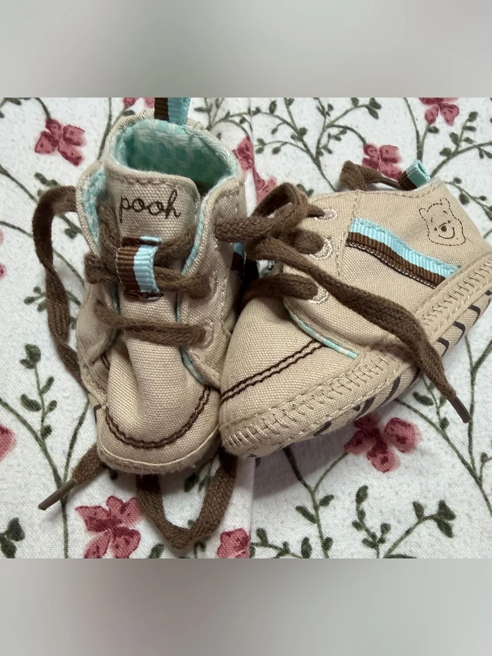 Winnie the Pooh Baby Newborn Shoes - Soft Canvas Infant Sneakers